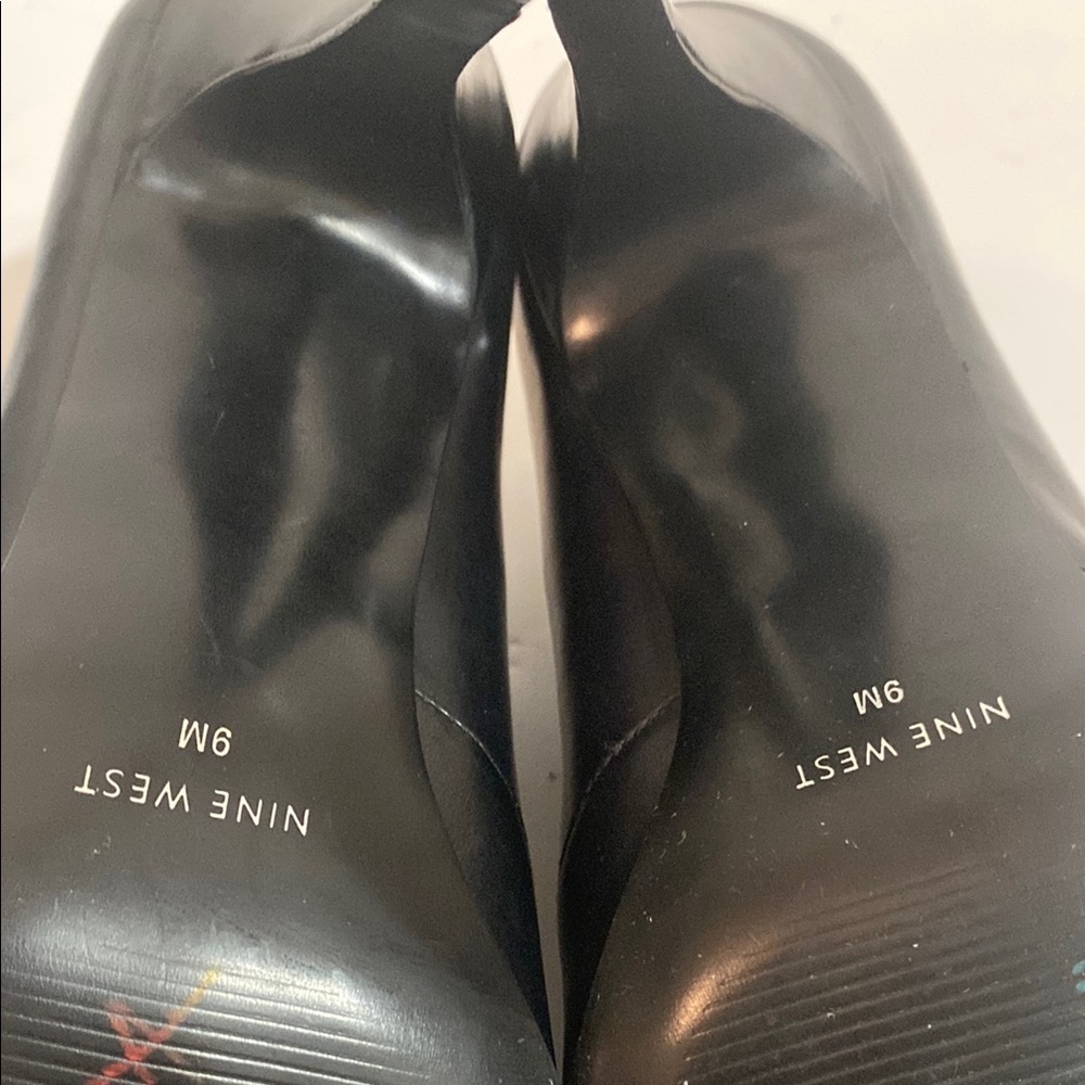Nine West Elegant Black Women's Heeled Ankle Boots Size 9M - Picture 8 of 10